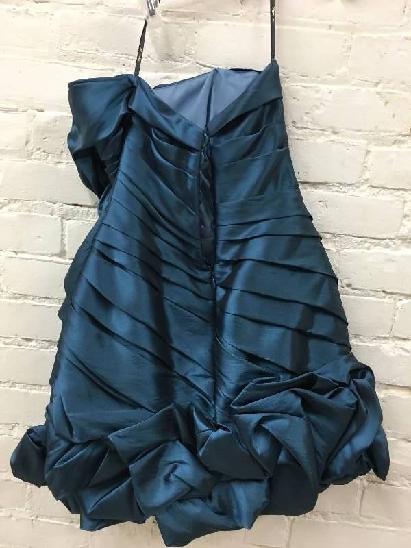 lot 500 image: love size 6