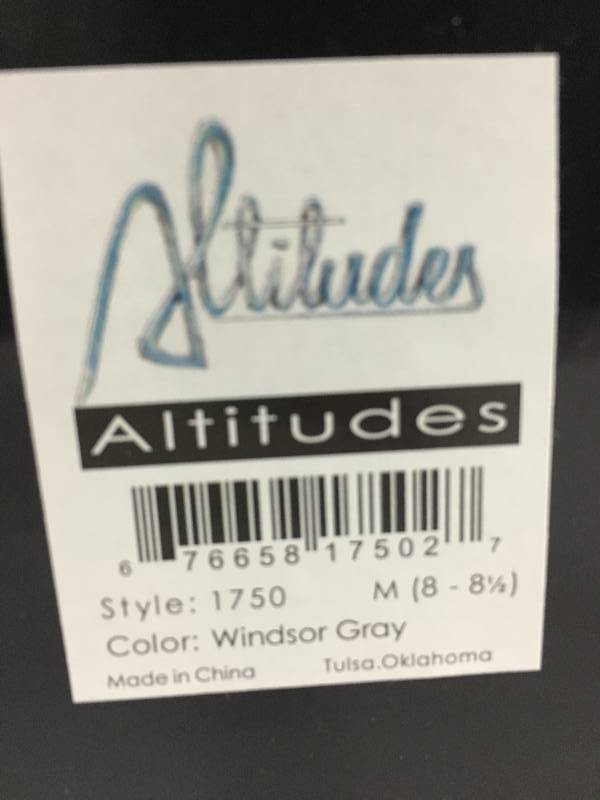 lot 525 image: ciccia bella altitudes your choice of color and size