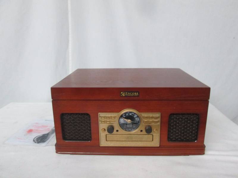 lot 19 image: Encore Technology Nostalgic Stereo
