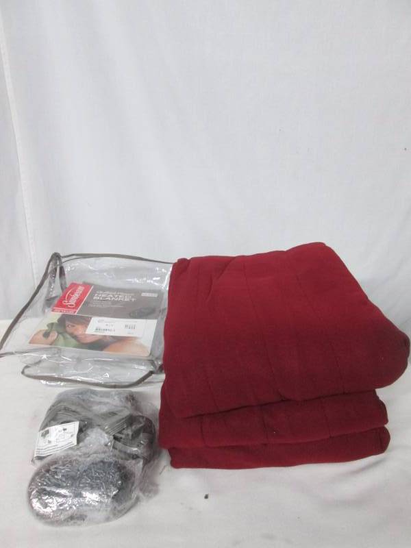 lot 33 image: Sunbeam Quilted Fleece Electric Blanket - Queen