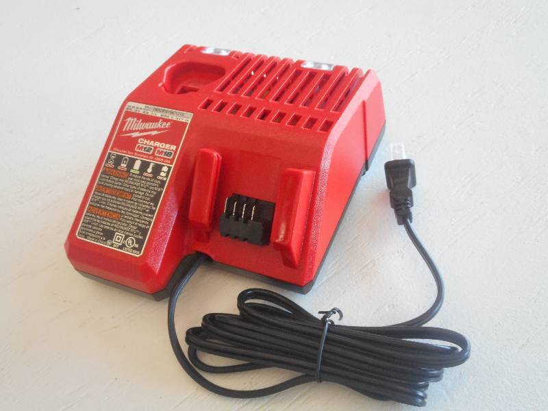 Milwaukee M18M12 Charger...