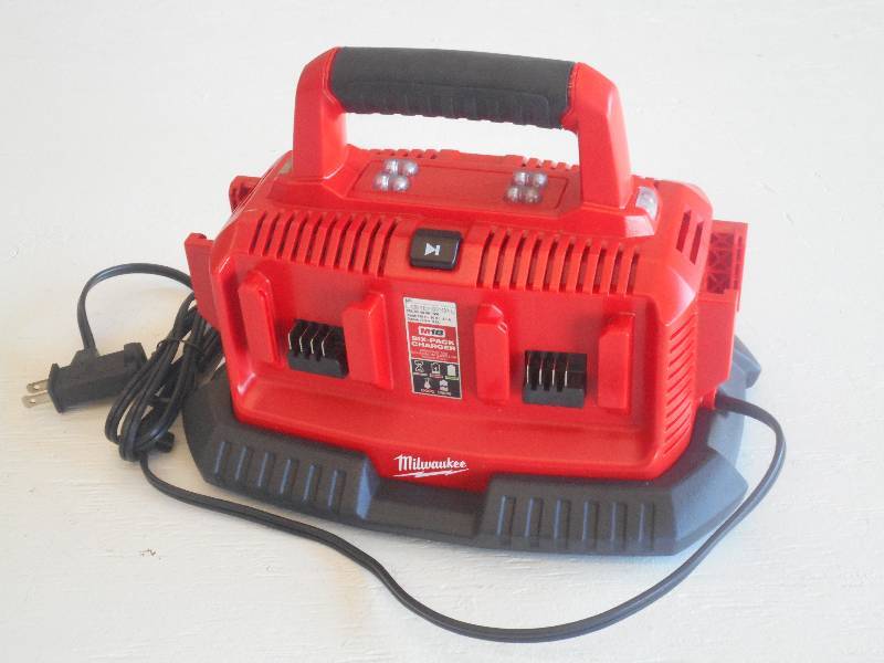 Milwaukee M18 Cordless Lithium-Ion ...