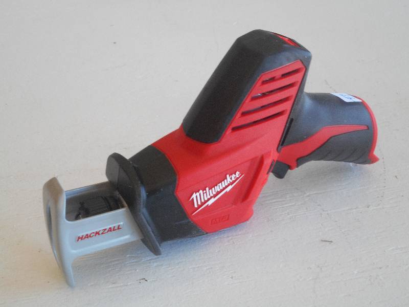 Milwaukee M12 Cordless Lithium-Ion...