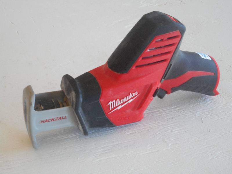 Milwaukee M12 Cordless Lithium-Ion...