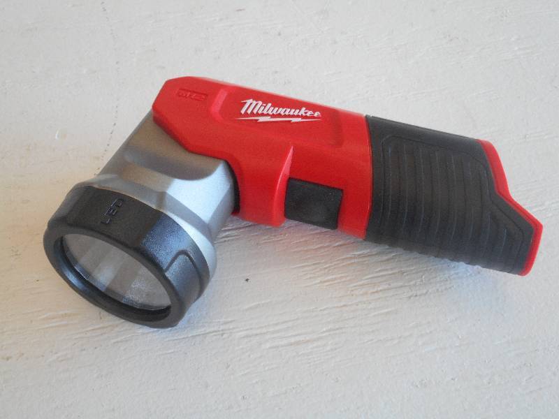 �� Milwaukee M12 Cordless Lithium...