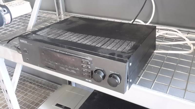 lot 12R image: Kenwood AM FM stereo Recv 104AR