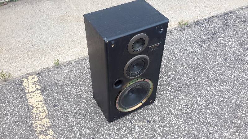 lot 19R image: technics 3 way speaker model sb- lx50