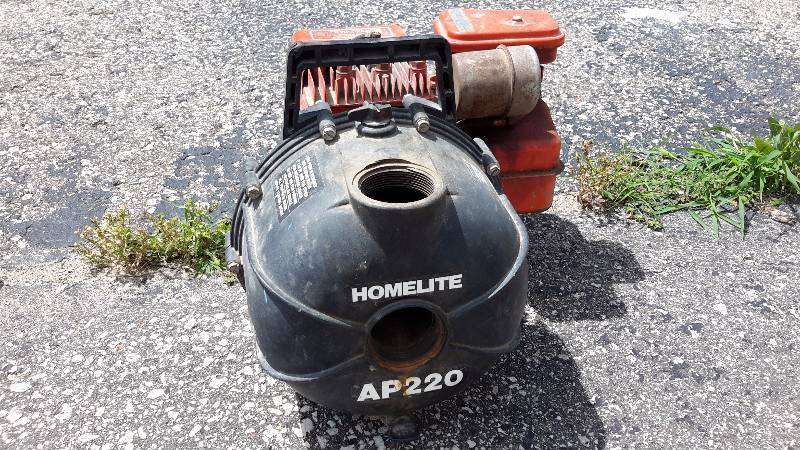 lot 34R image: Homelite AP220 trash pumpwater pump