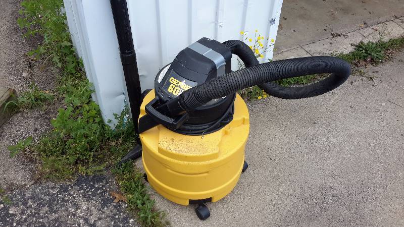 lot 35R image: genie professional power wetdry vac