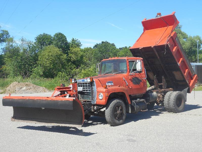 1987 Ford L8000 Dump Truck With Snow Plow