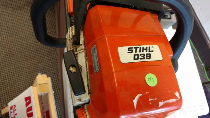 lot 3 image: Stihl 039 Farm Boss Chainsaw