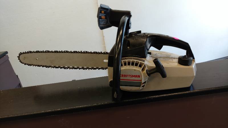 lot 10 image: Craftsman Chainsaw