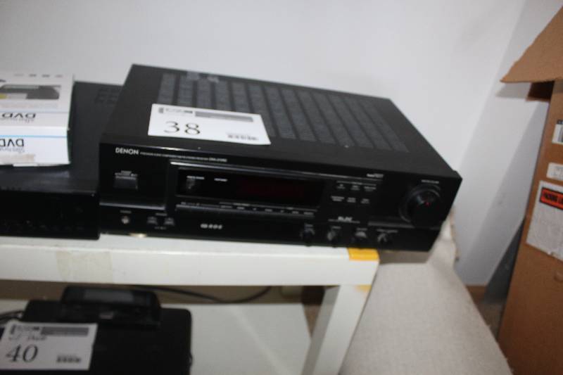 lot 38 image: Denon AmFM Stereo Receiver