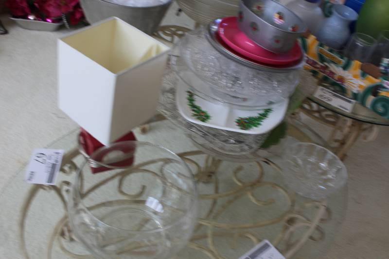 lot 67 image: Contents of Table Including Glassware, Decorations