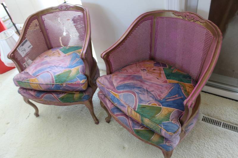 lot 79 image: Lot of (2) Chairs