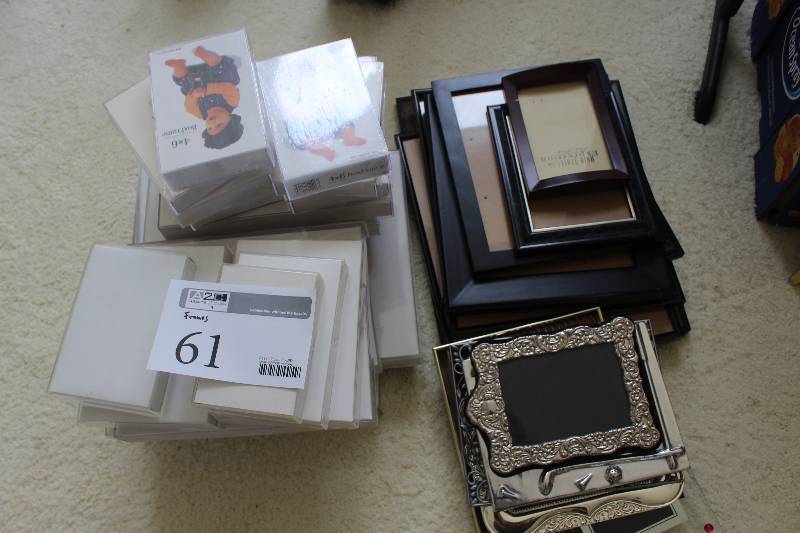 lot 61 image: Lot of Picture Frames
