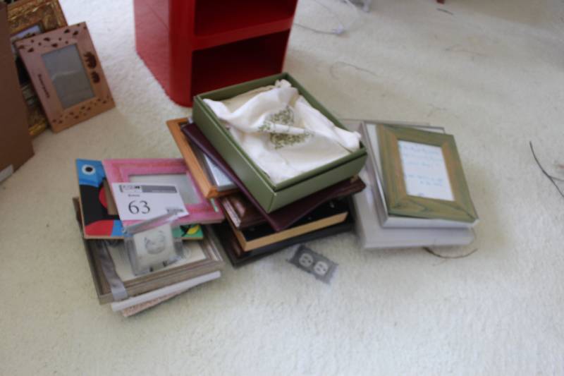 lot 63 image: Lot of Picture Frames