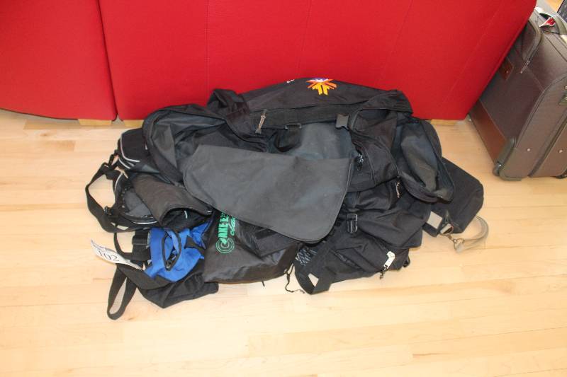 lot 102 image: Pile Lot of Bags
