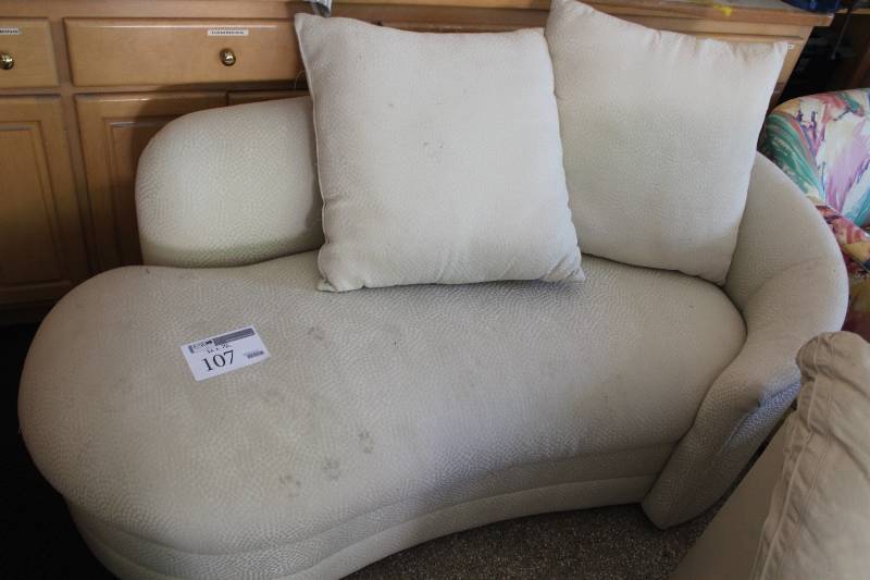 lot 107 image: Couch