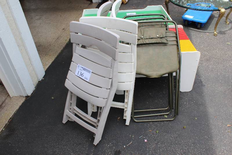 lot 136 image: Lot of (7) Patio Chairs