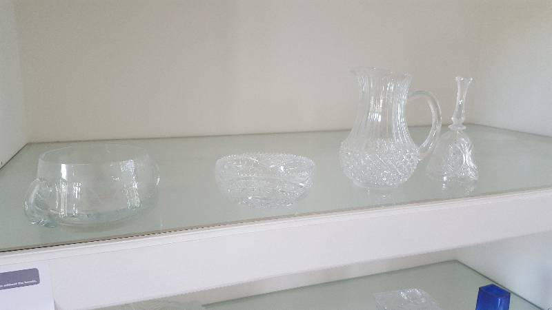 lot 42 image: Shelf Lot of Glassware