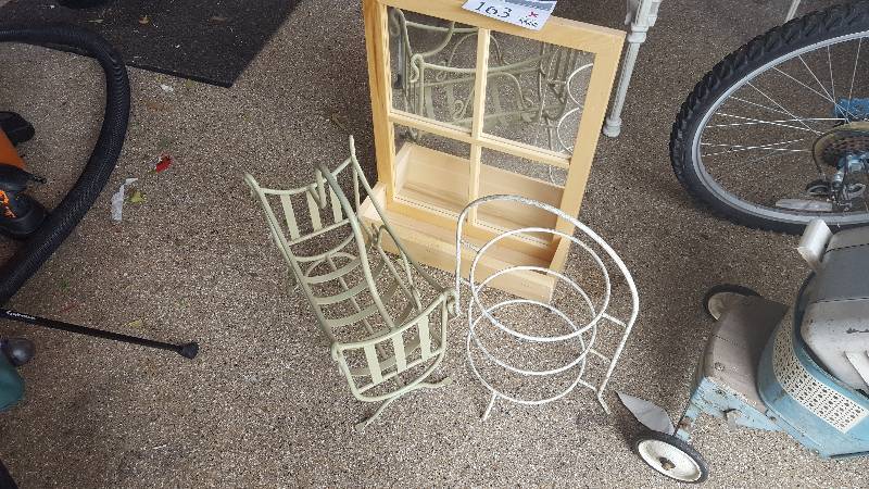 lot 163 image: Lot of (3) Furniture Including Window Box, and (2) Wire Baskets