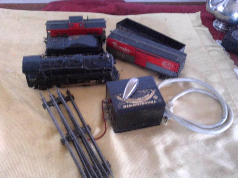MAR 5 METAL 1950S VINTAGE TRAIN SET