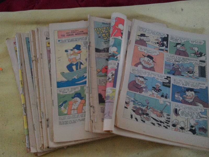 COLLECTIBLE DONALD DUCK COMICS