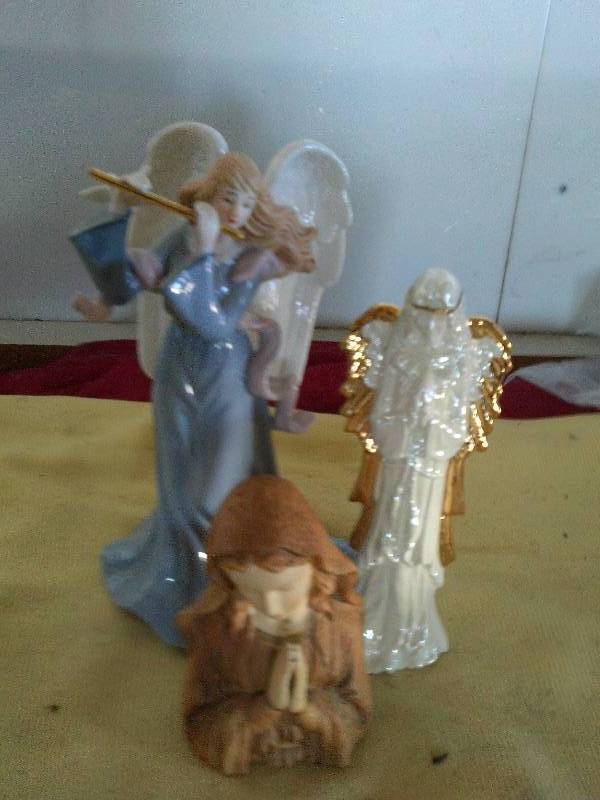 COLLECTIBLE FIGURENES
