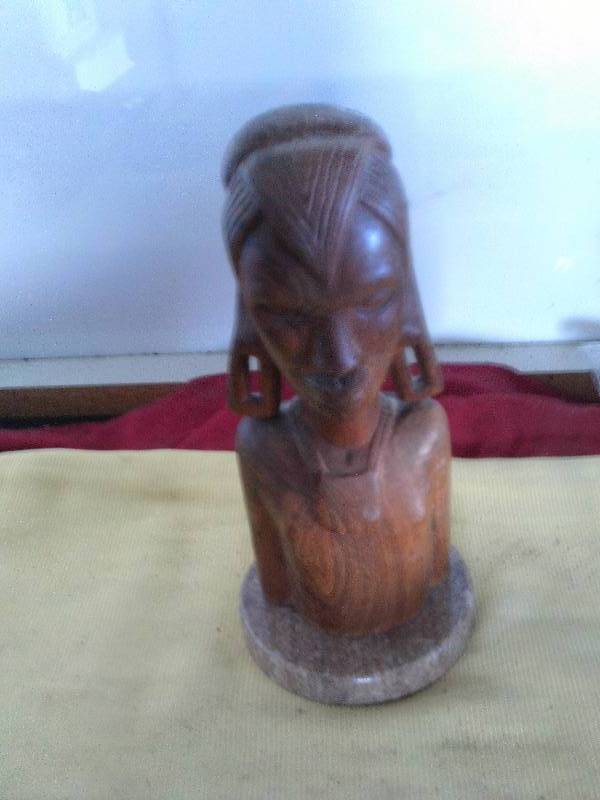 AFRICAN STATUE ON GRANIT