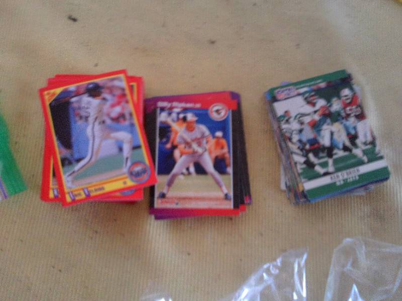 BASEBALL,FOOTBALL,BASKET BALL CARDS