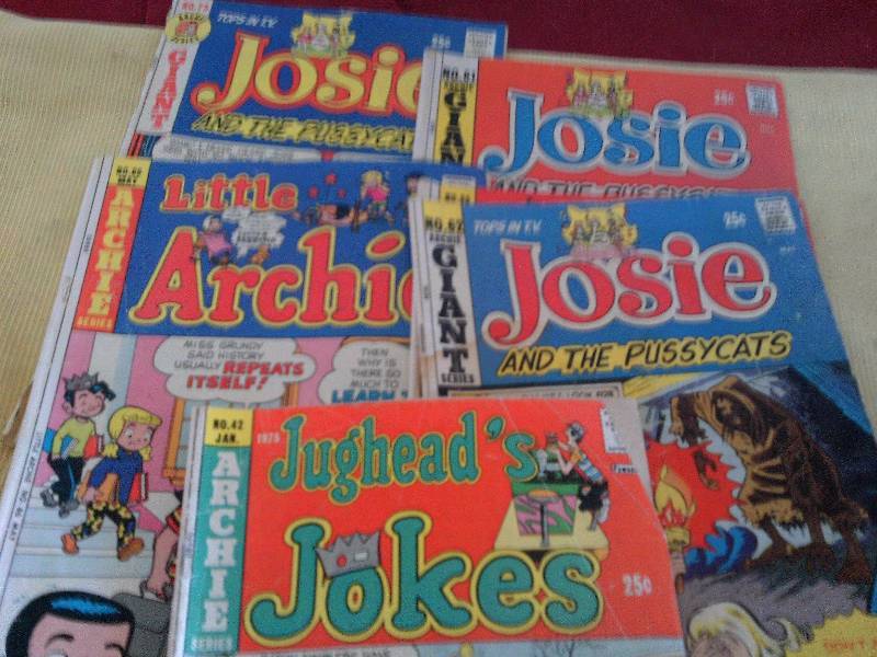 ARCHIE JOSIE AND JUGHEAD COMICS