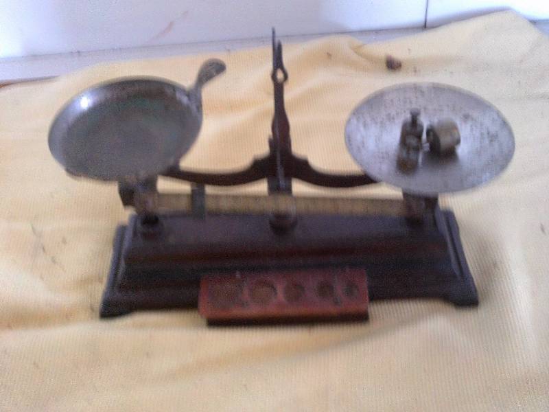 antique gold weighing scale