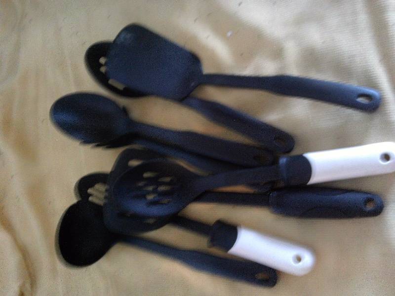 plastic serving utincels