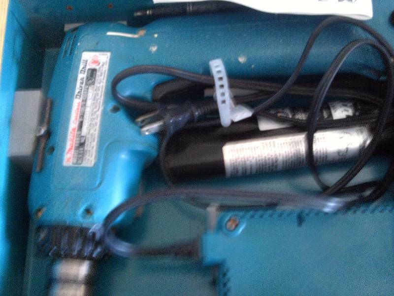 makita drill and charger