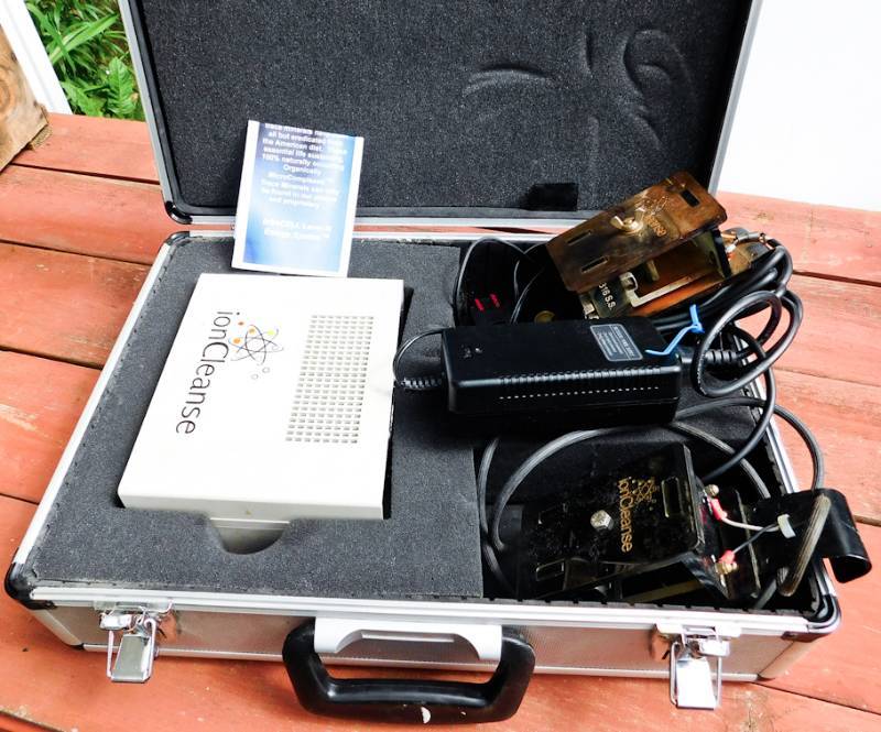 lot 26 image: Ion Cleanse detox machine