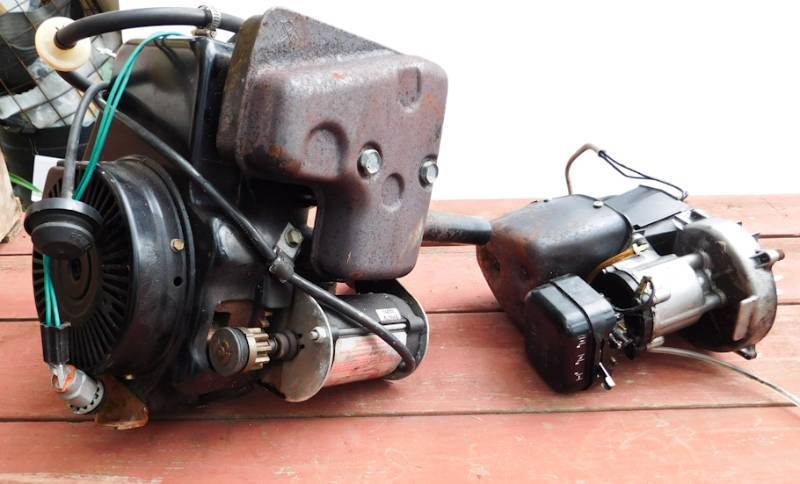 lot 32 image: A working snow blower motor  a weed whip motor and more