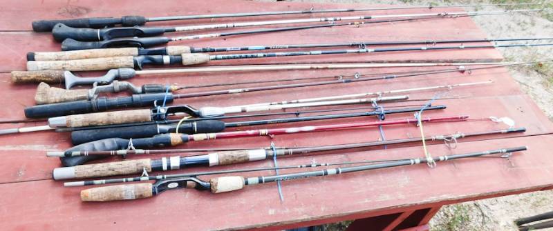 lot 111 image: 13 casting rods various ages and makers