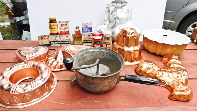 lot 128 image: lot of copper bakeware bundt pan collection of spice tins and more