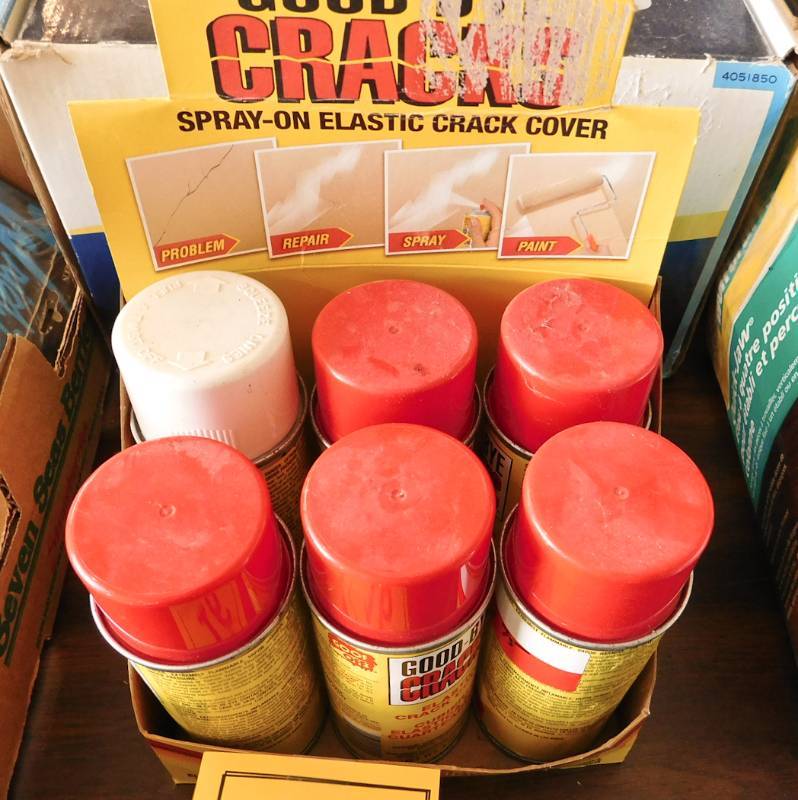lot 16 image: spray on elastic crack cover