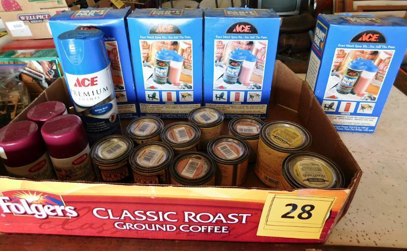 lot 28 image: paint and stain lot, Ace paint pak (4) NIB see photos