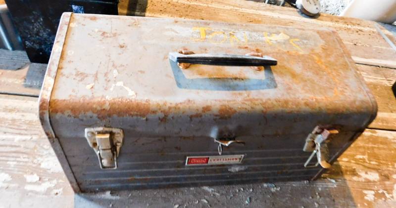 lot 71 image: tool box with contents