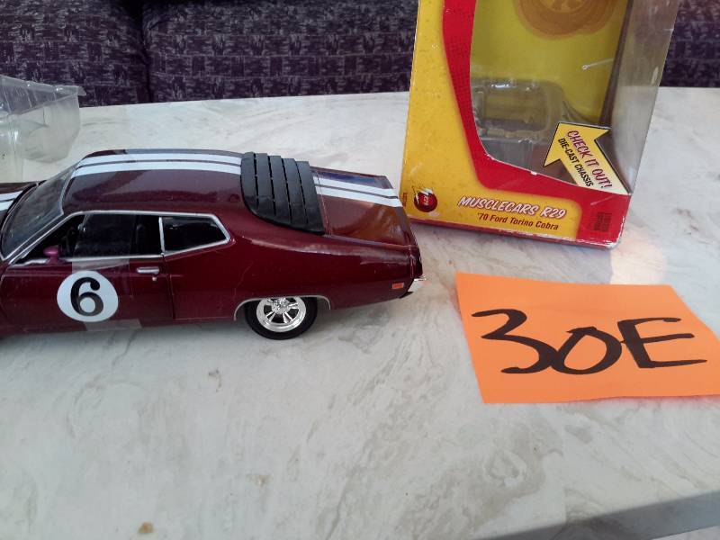 JOHNNY LIGHTNING, 1970 MuscleCard R29.. Ford Torino Cobra.  Die Cast. .Original Box and looks like never played with
