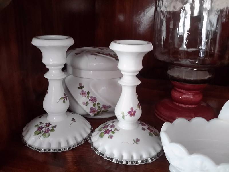 Misc. Milk Glass and other decorative items as pictured. See closeups.. Bring your own packaging material.