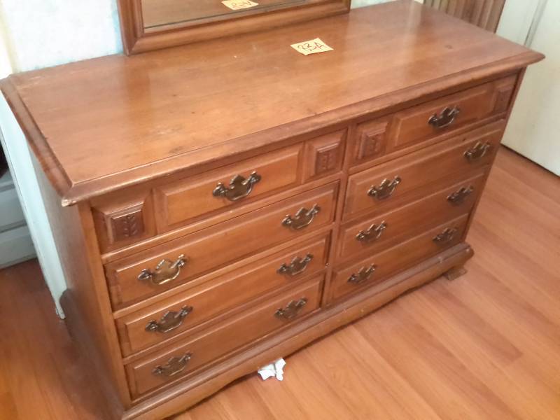 Nice DresserBureau with Mirror.  Dove Tail Construction..