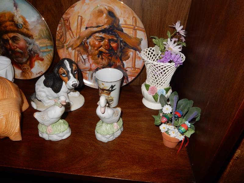 Misc. Glass Statuettes and dcor.. See Closeups