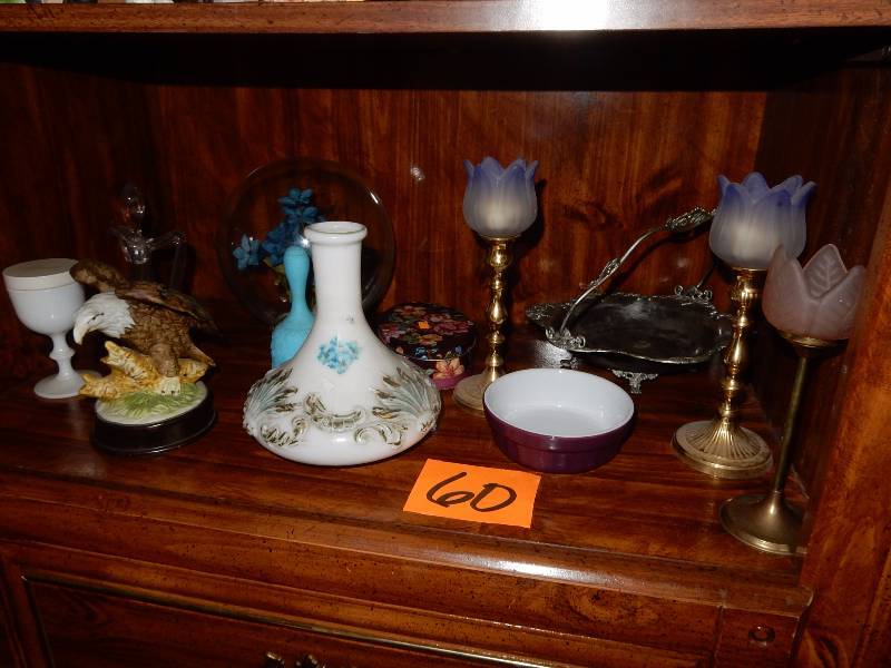 Misc. Decorative items..