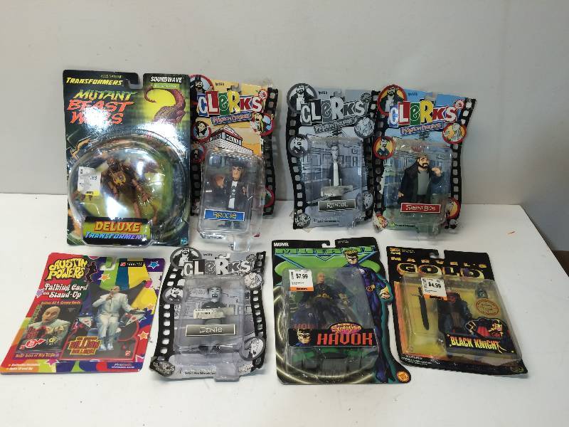 lot 35 image: Assorted Action Figures