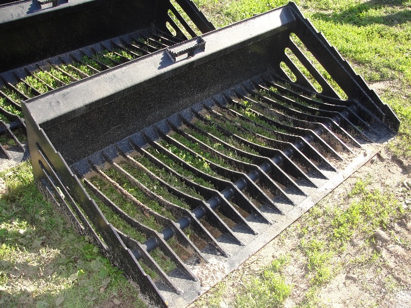 Unused 66 heavy duty Rock Bucket