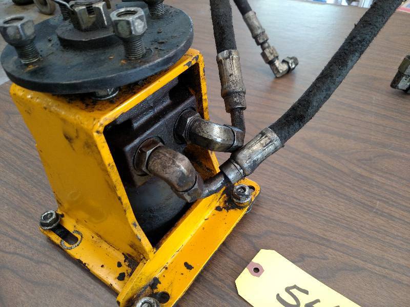 lot 54 image: Wright Stander Mower Hydraulic Whee...